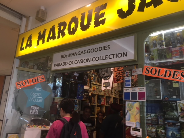 Une balade pour trouver des accessoires de dessin et des mangas&nbsp;!